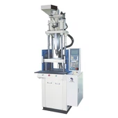 Вертикална машина за обликовање пластике